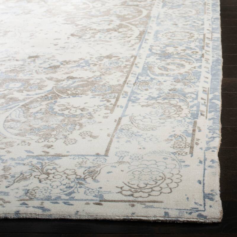 SAFAVIEH Handmade Mirage Rejane Modern Abstract Viscose Rug