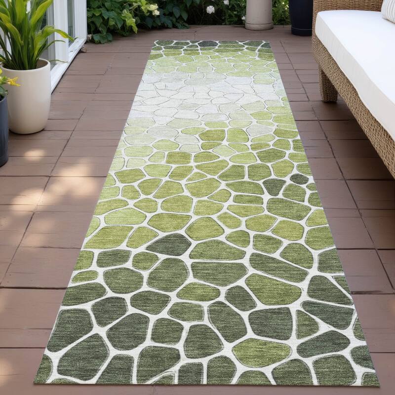 Machine Washable Indoor/Outdoor Contemporary Ombre Chantille Rug - Green - 2'3" x 7'6"