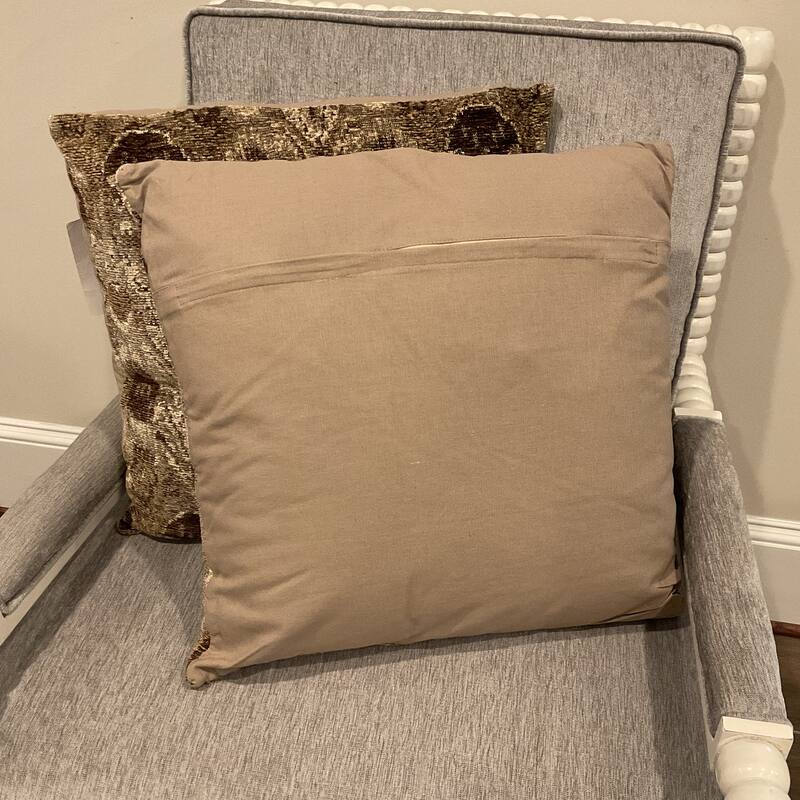 HERAT ORIENTAL Handmade Chenille Throw Pillow Set