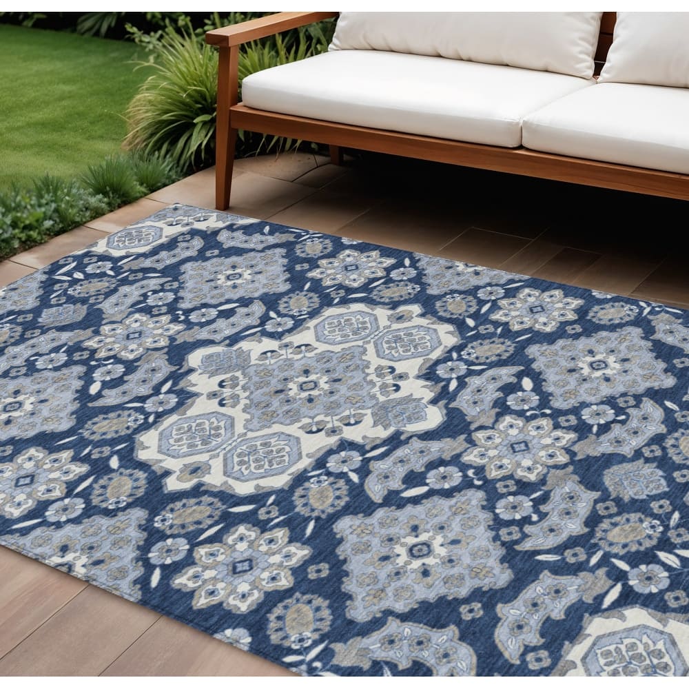 HomeRoots Medallion Traditional Rectangle Outdoor Rug