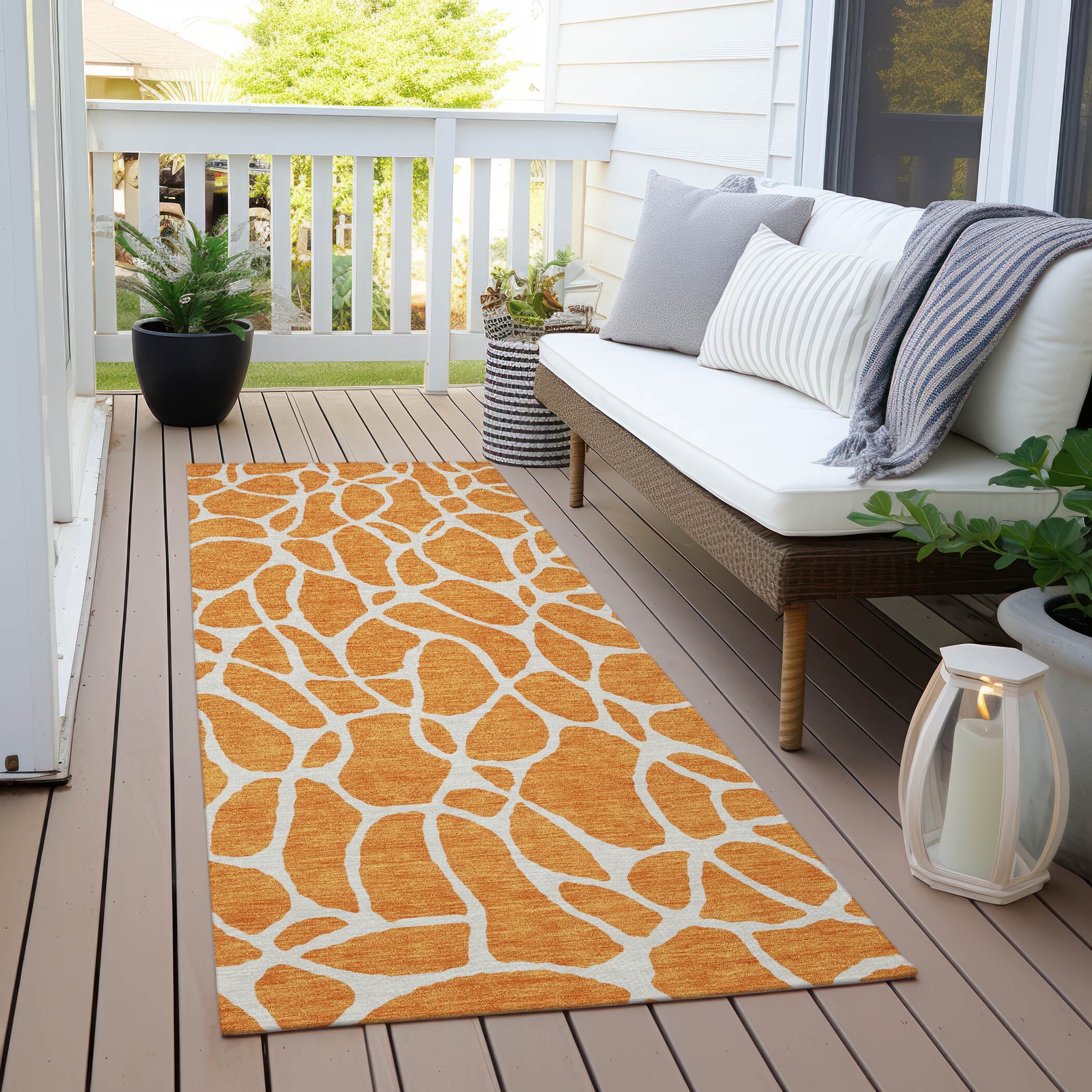 Machine Washable Indoor/ Outdoor Modern Chantille Rug