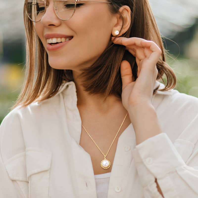 Miadora 8 - 9.5 Mm White Freshwater Cultured Pearl Fashion Earrings & Pendant Set With Chain Yellow Silver