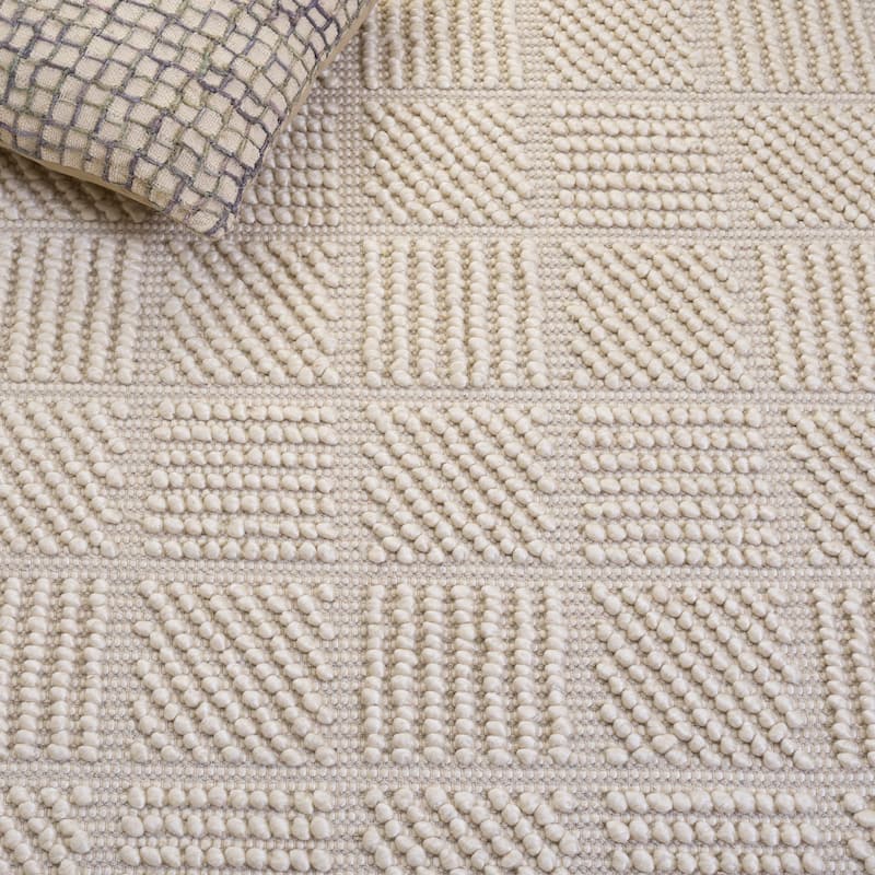 SAFAVIEH Handmade Natura Spasa Raised Textured Wool Blend Rug