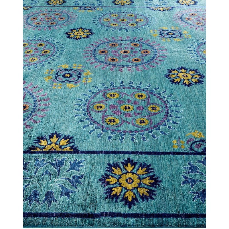 Overton Handknotted Wool Vintage Inspired Contemporary Suzani Green Area Rug - 16' 8" x 9' 2"