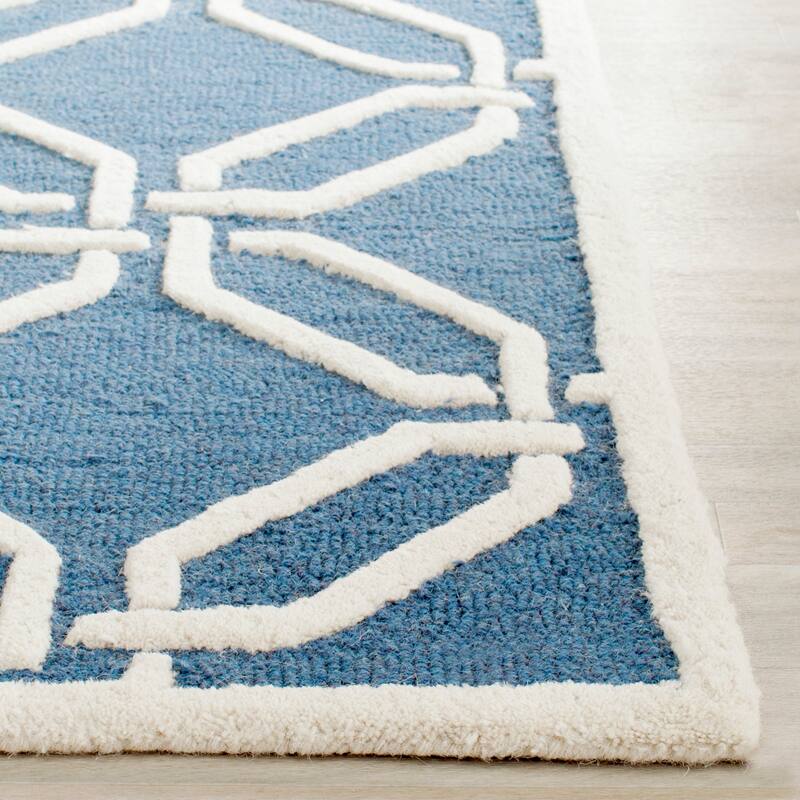 SAFAVIEH Handmade Cambridge Nhung Modern Moroccan Wool Rug