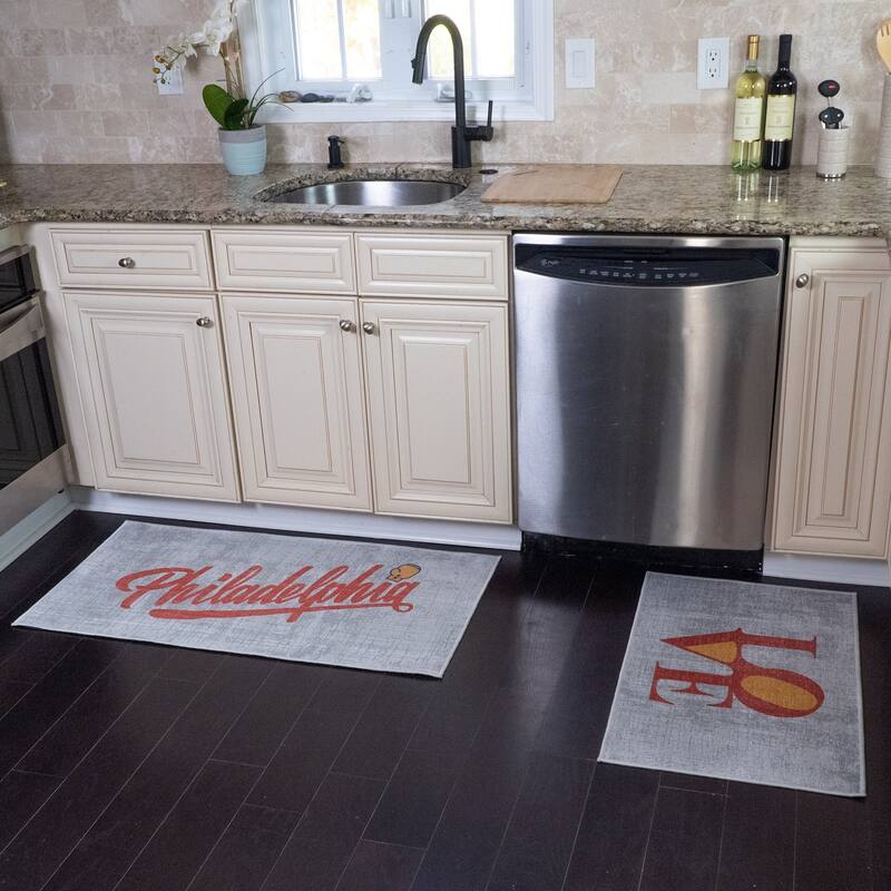 US States Design Non Skid Washable Kitchen Runner Rugs Set of 2 - Set of 44 x 24 and 31.5 x 20 Inches Low Pile Floor Mats