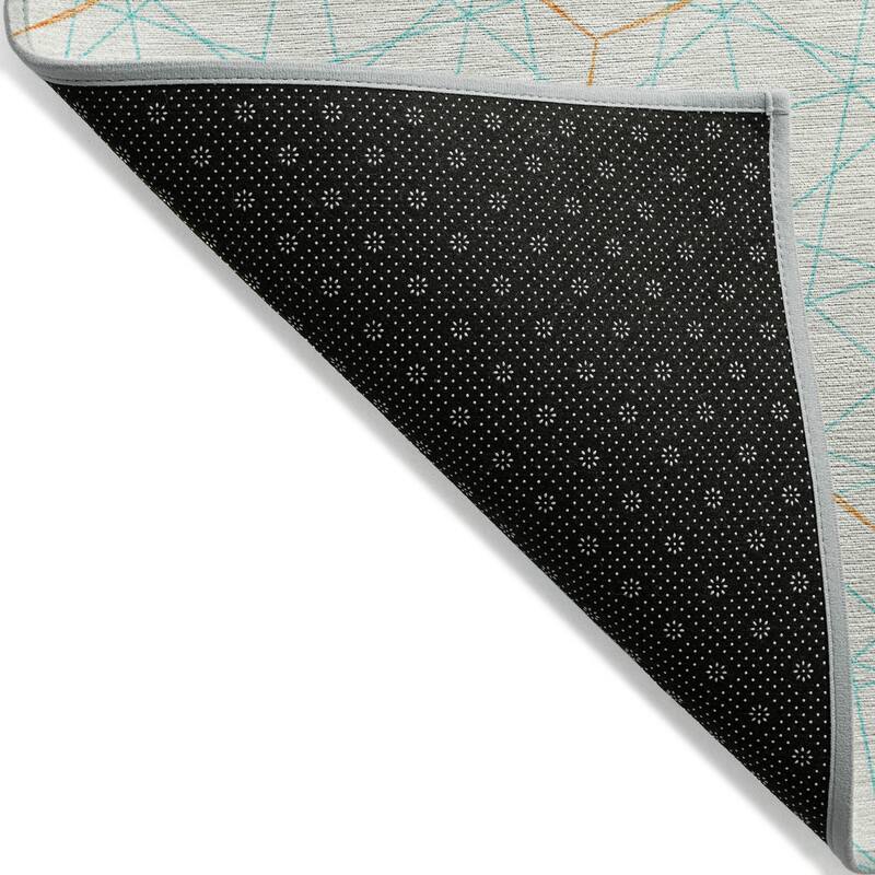 Machine Washable Indoor/ Outdoor Mosaic Geo Chantille Rug