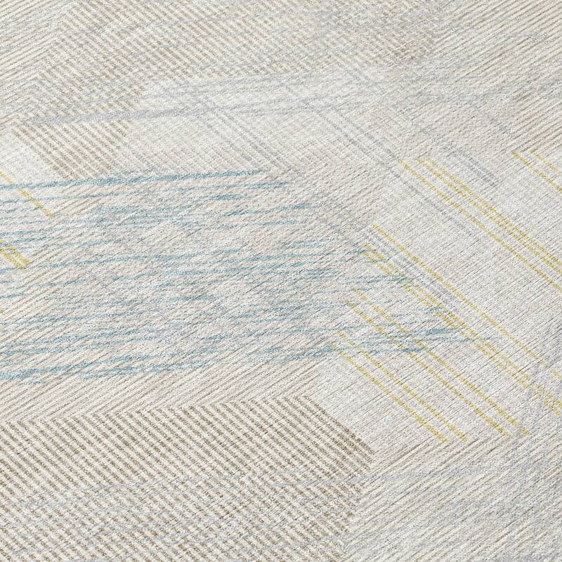 Machine Washable Indoor/ Outdoor Modern Hotchkiss Chantille Rug