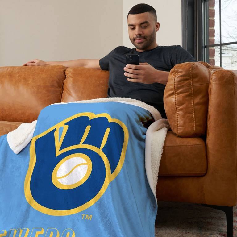 MLB CC Throwback Silk Touch Sherpa Throw Blanket