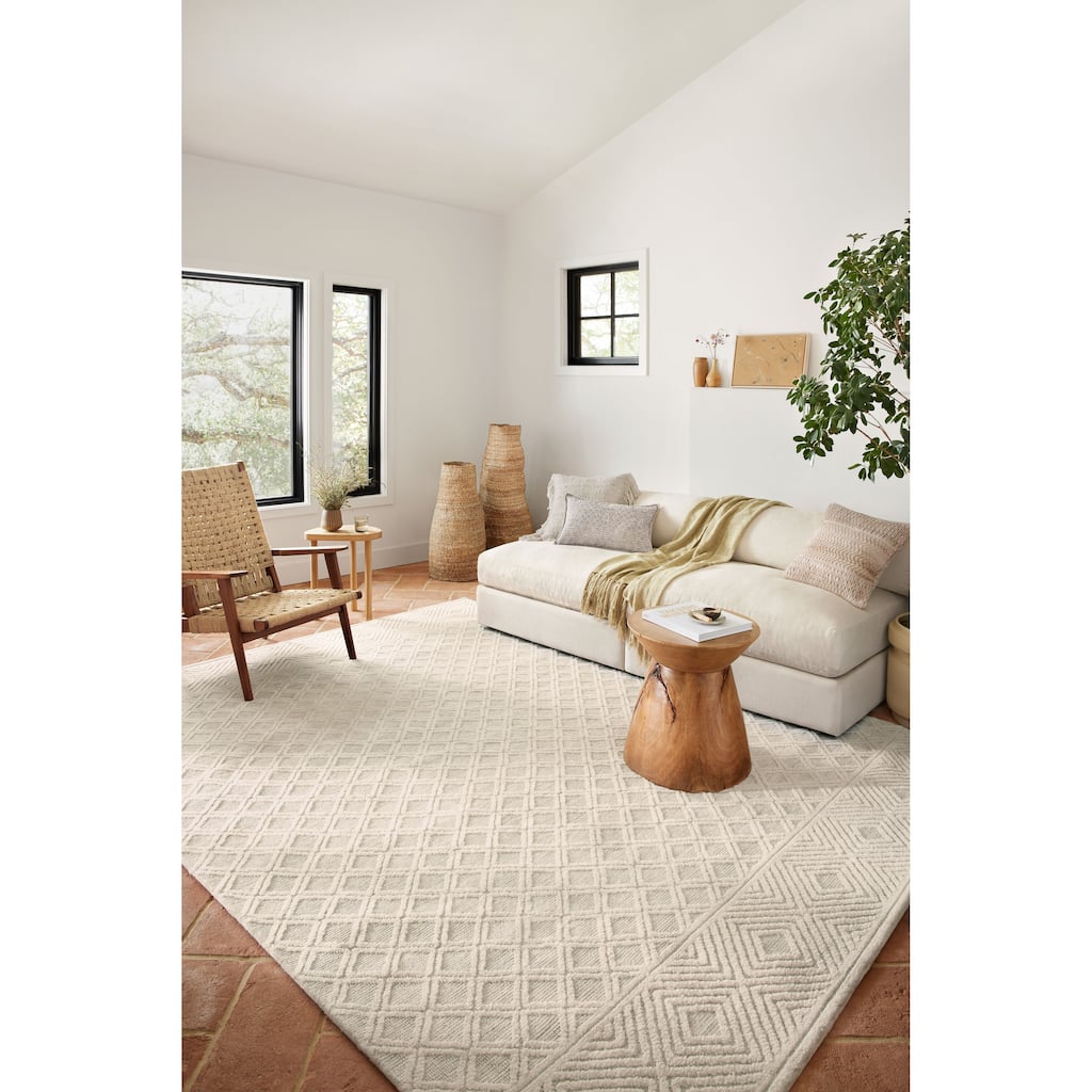 Alexander Home Hudson Modern Diamond India Area Rug