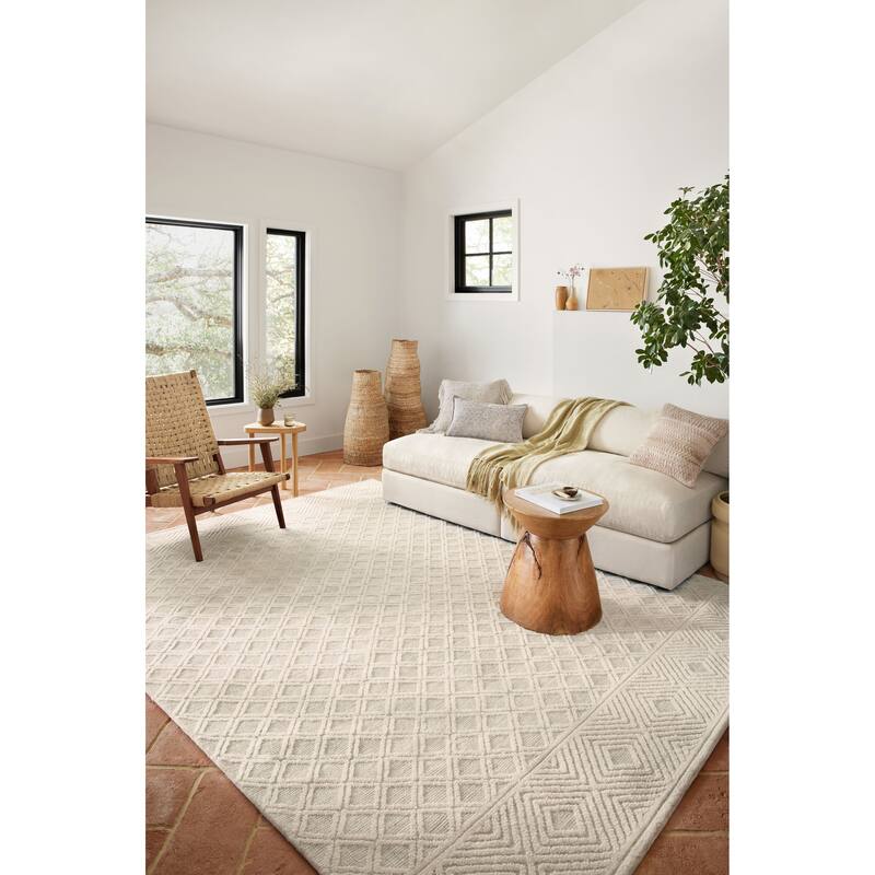 Alexander Home Hudson Modern Diamond India Area Rug - 2' 6" x 7' 6"