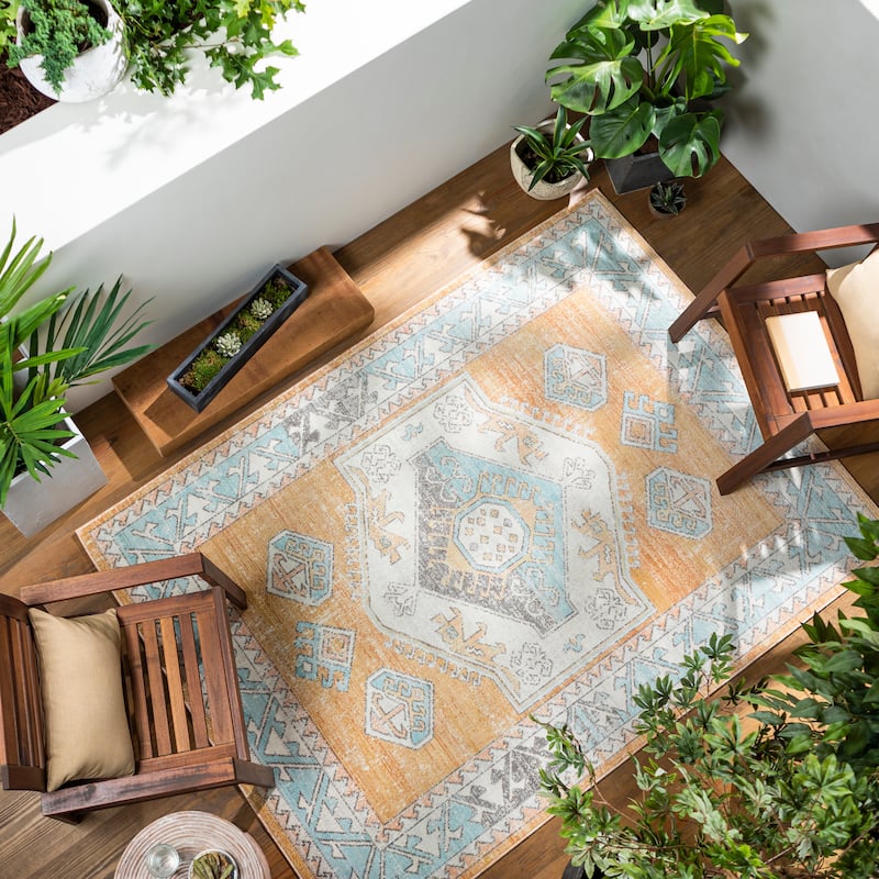 Livabliss Tedros Indoor/ Outdoor Tribal Area Rug