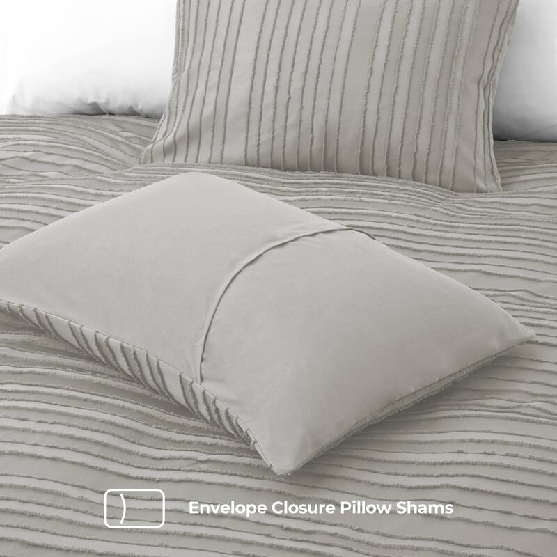Polyester Clipped Geometric Stripe Duvet Cover & Pillowcase Set