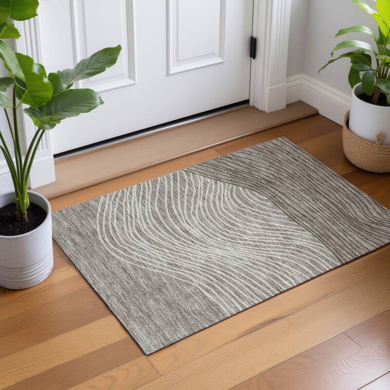 Machine Washable Indoor/ Outdoor Modern Arches Chantille Rug