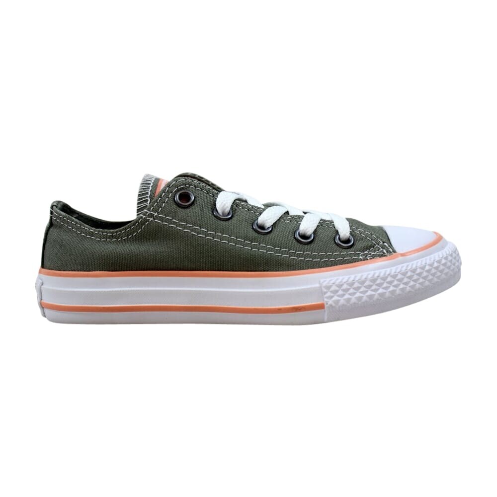 nike chuck taylor