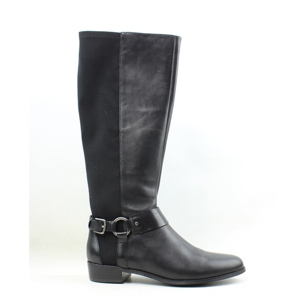 black boots size 7.5
