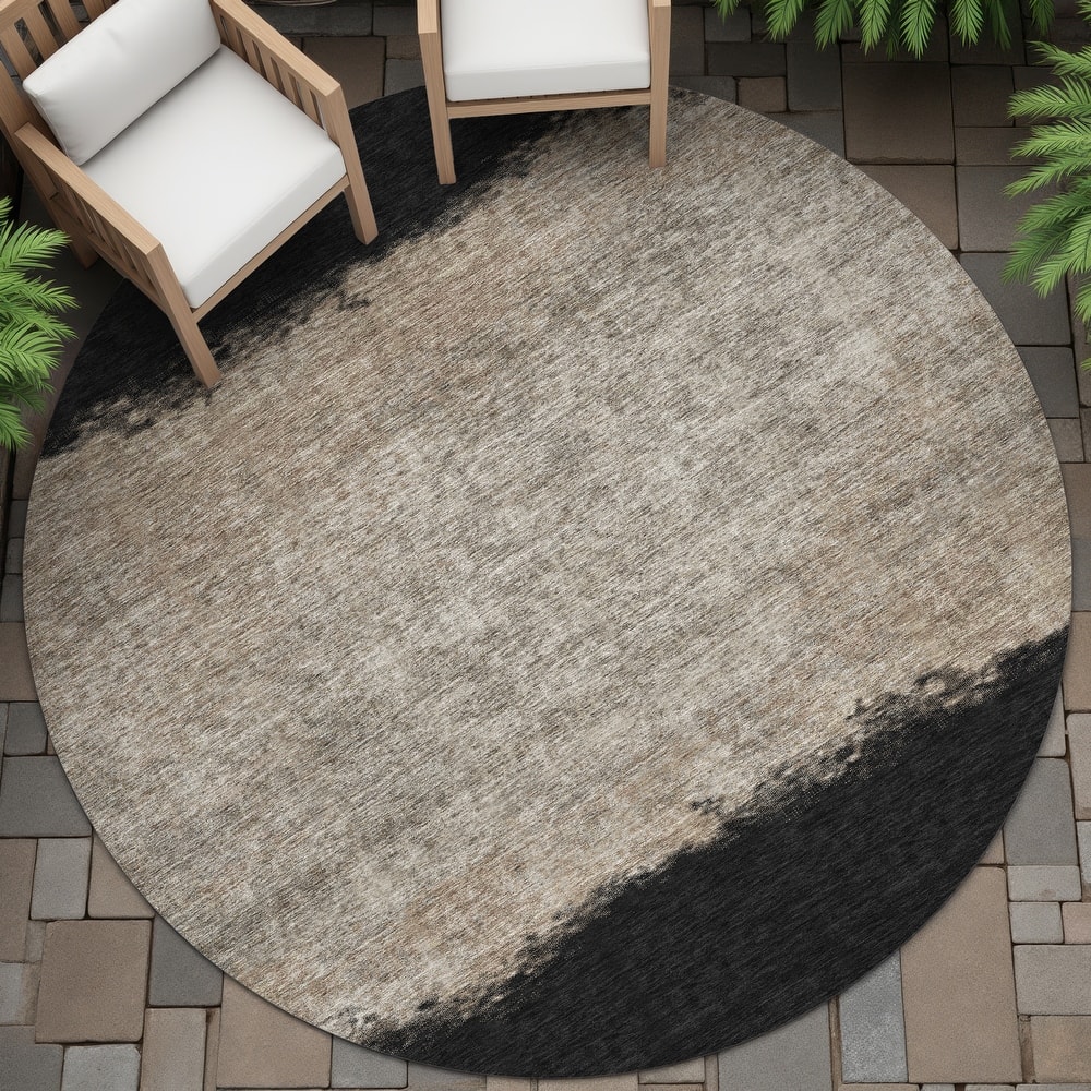 Machine Washable Indoor/Outdoor Border Ombre Chantille Rug