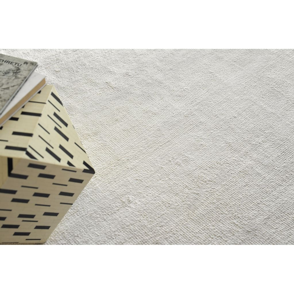 Exquisite Rugs Plush Hand-Knotted Bamboo Silk/New Zealand Wool White Area Rug