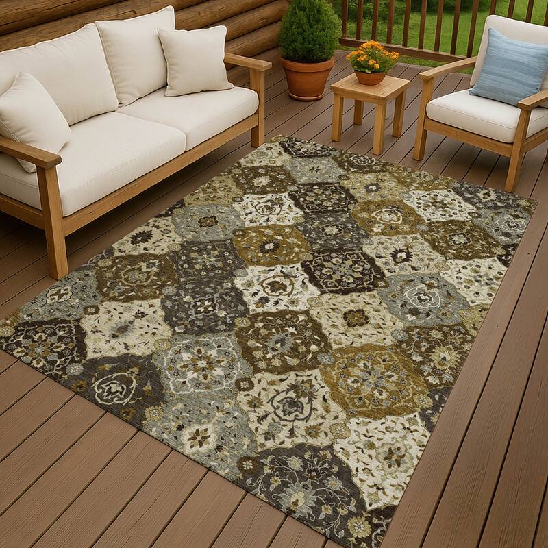 Machine Washable Indoor/ Outdoor Traditional Panel Chantille Rug