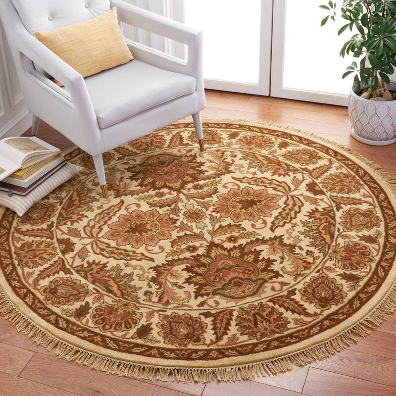 SAFAVIEH Handmade Classic Cheul Traditional Oriental Wool Rug - 6' Round - Camel/Camel