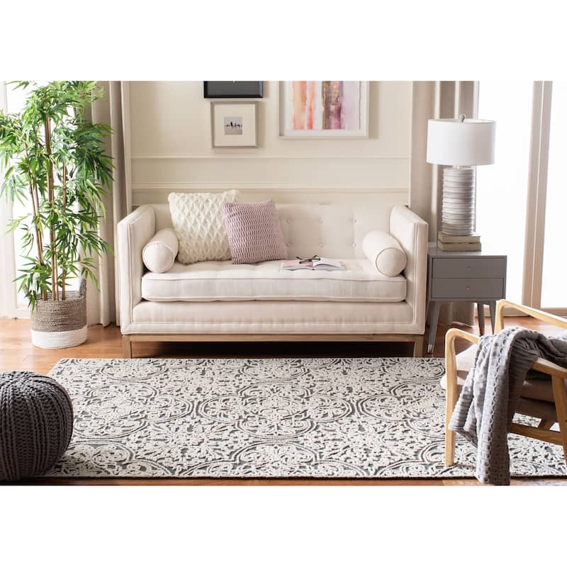 SAFAVIEH Tahoe Shag Nieki Geometric 1.2-inch Thick Rug