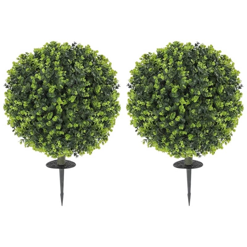 2 Artificial Balls For eucalyPtus Tree Pruning, Artificial Plants