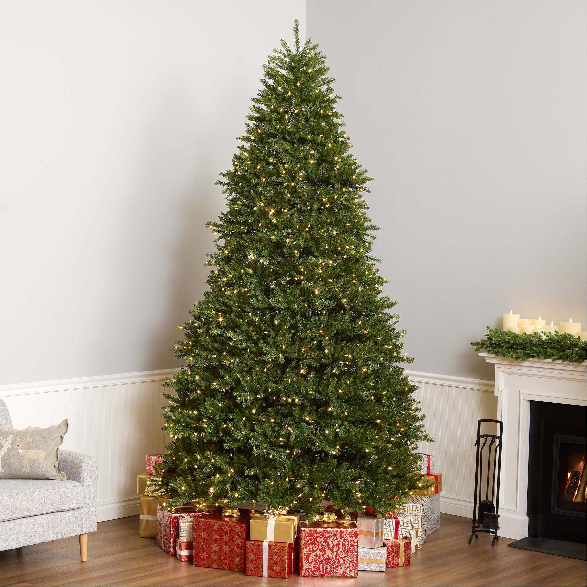National Tree Company 10 ft Pre-Lit Dunhill Fir Full Artificial Christmas Tree, 1,200 LED Lights, 5,090 Tips