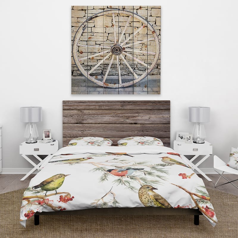 Designart 'Forest Birds On Branches' Traditional Duvet Cover Set