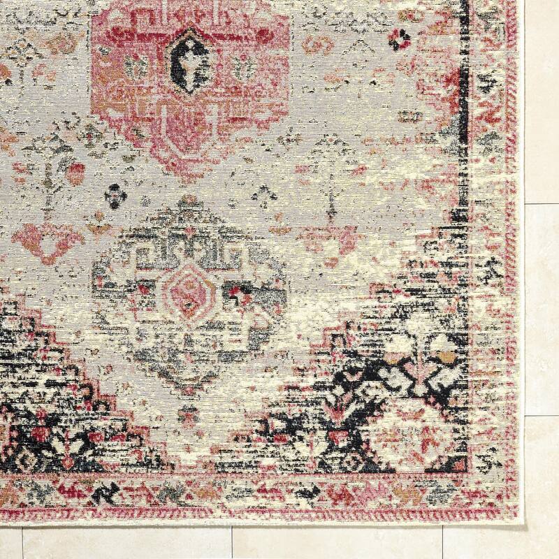 Livabliss Warsaw Traditional Indoor / Outdoor Area Rug