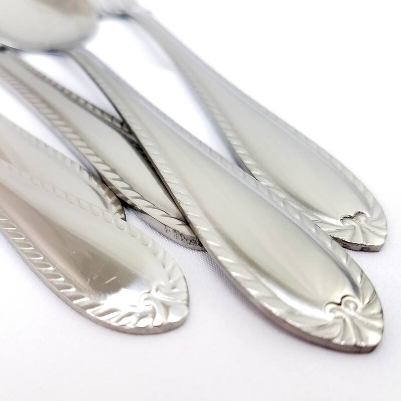 55 Piece Flatware Set in Silver