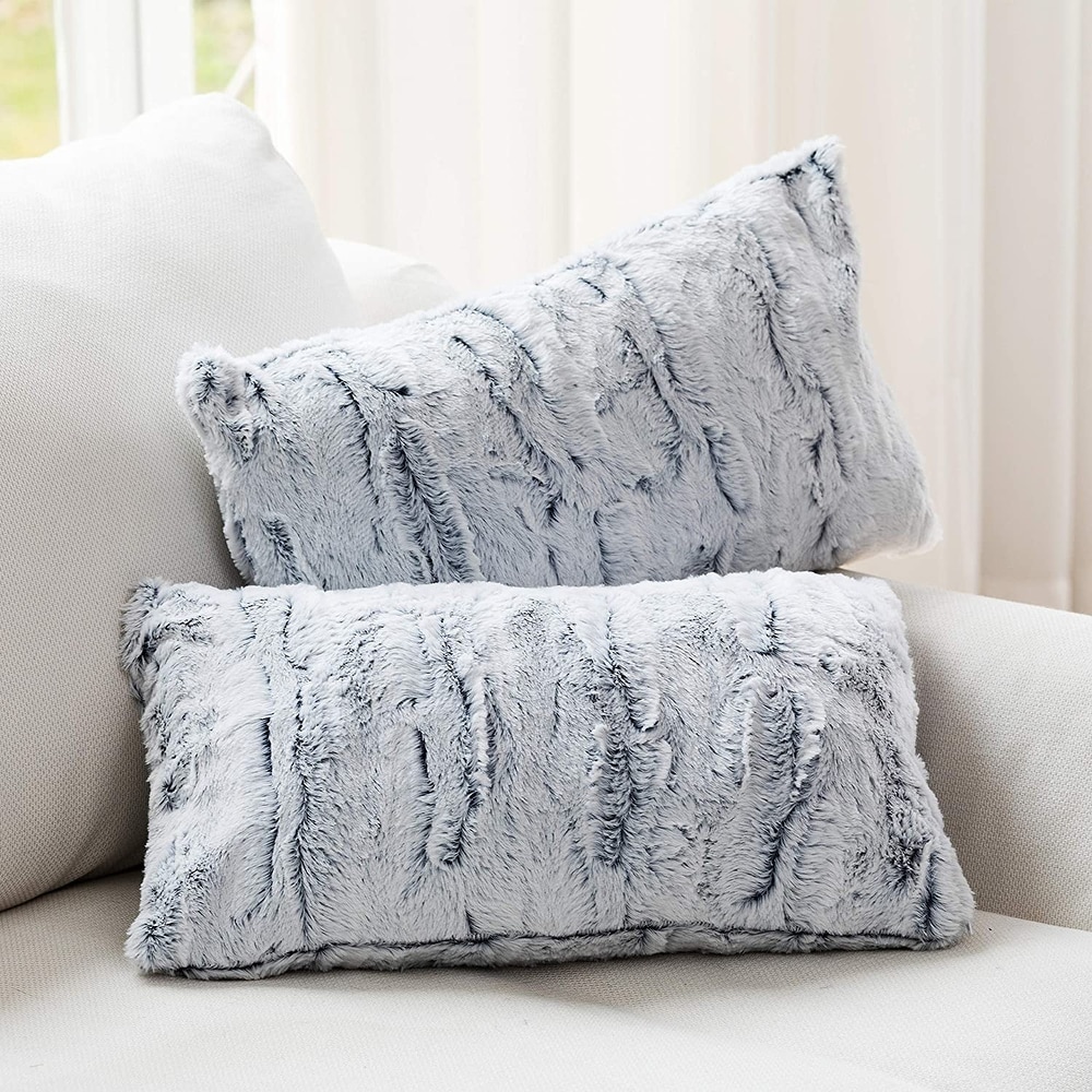 Cheer Collection Decorative Throw Pillows for Couch & Bed (Set of 2) - On  Sale - Bed Bath & Beyond - 14053721