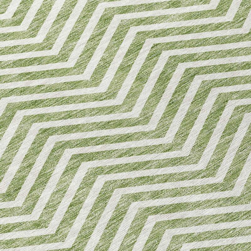 HomeRoots Chevron Transitional Rectangle Outdoor Rug