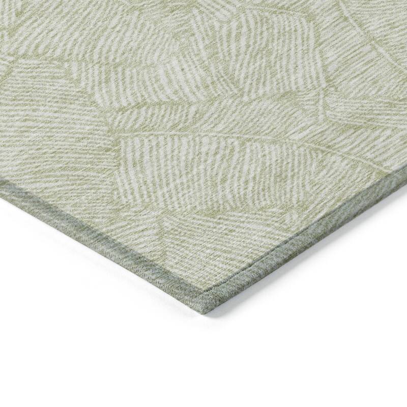 HomeRoots Floral Transitional Rectangle Outdoor Rug