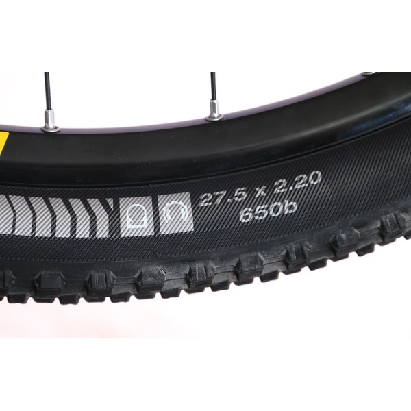 Bontrager 27.5 X 2.20 2024 www.alhudapk
