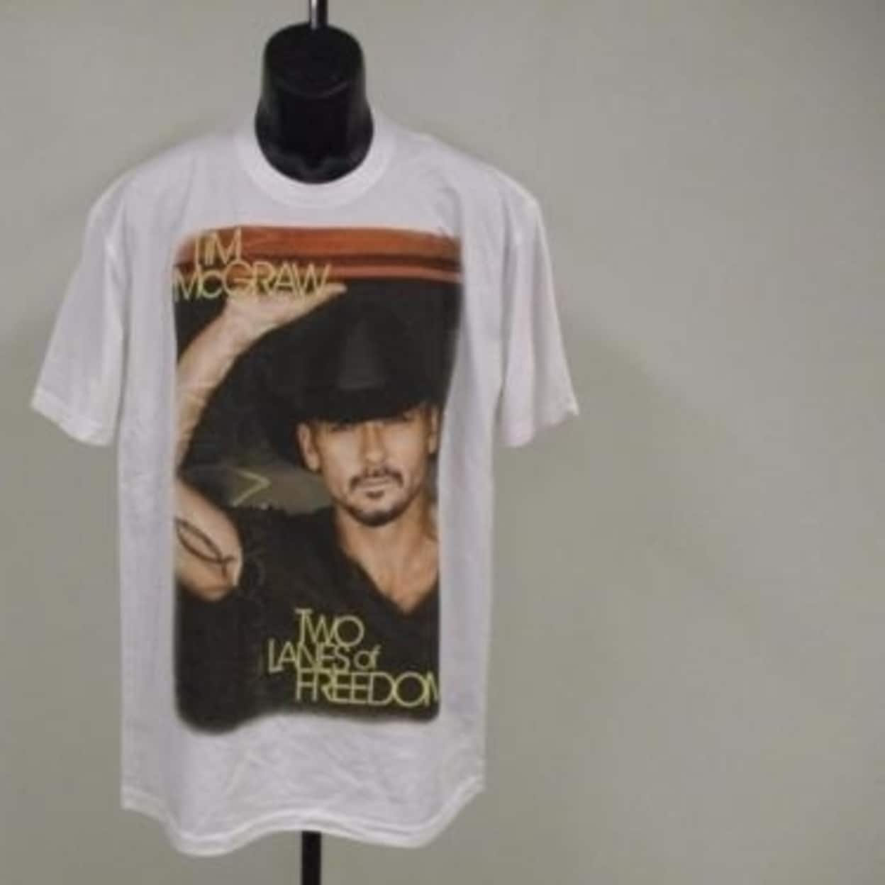 TIM MCGRAW TWO LANES OF FREEDOM MEN LONG SLEEVES T SHIRT