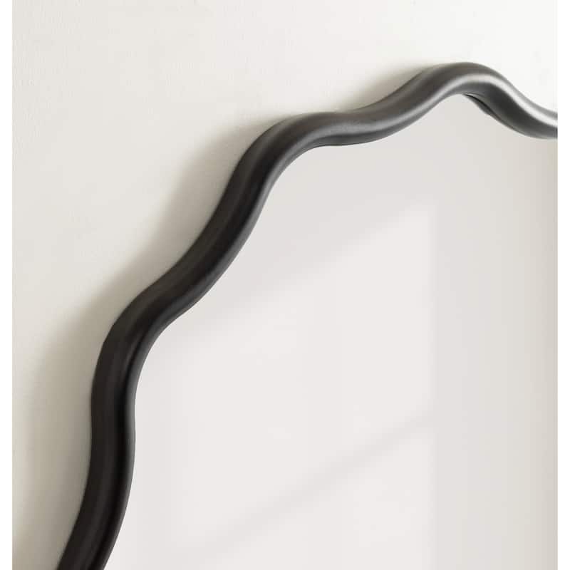 Kate and Laurel Talma Scalloped Wall Mirror