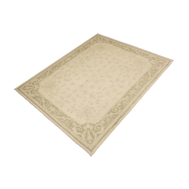 Artisan Oushak Open Field Hand-Knotted Wool Area Rug