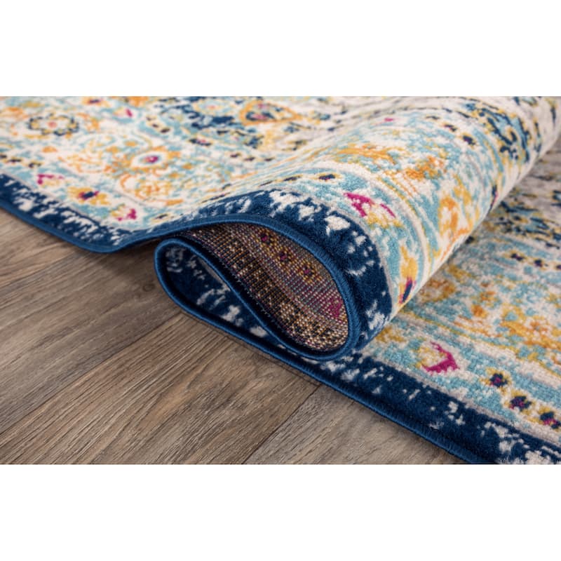 World Rug Gallery Traditional Distressed Oriental Rug