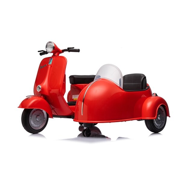 Vespa Scooter Adventure: Storage Space and Dual Seats for Siblings