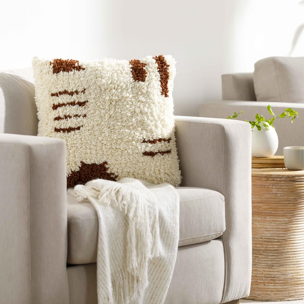 Artra Wool Contempoary Plush Throw Pillow