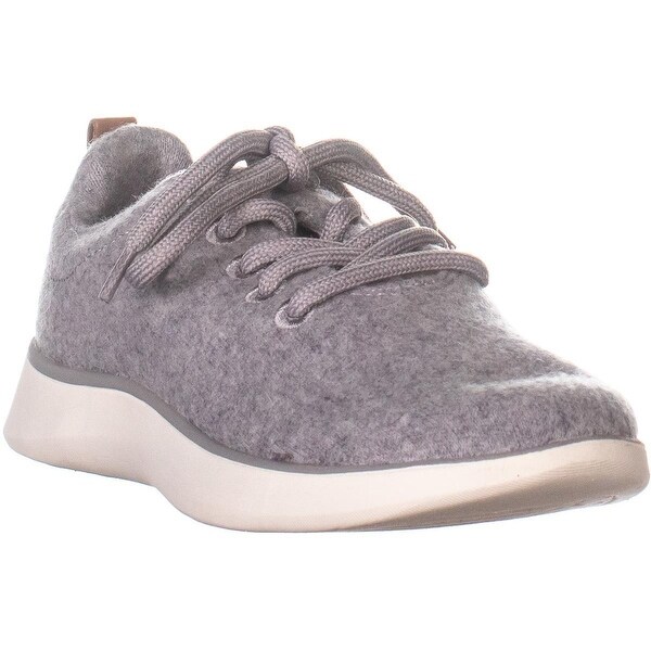 freestep lace up shoes