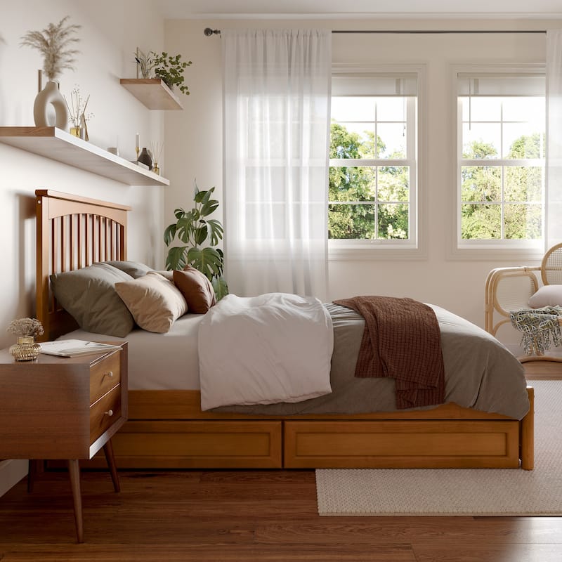 Everett Platform Bed with Panel Footboard and Storage Drawers