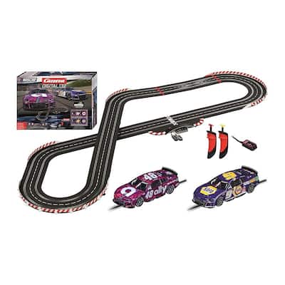 Kid's Digital 132 NASCAR Daytona Challenge Slot Car Racing Track Set