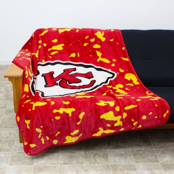 Kansas City Chiefs NFL Luxe Prime Dreams Throw Blanket main image 0