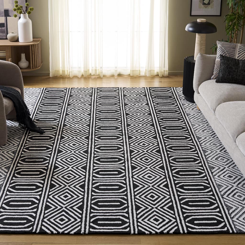 SAFAVIEH Handmade Capri Bethia Modern Boho Wool Rug