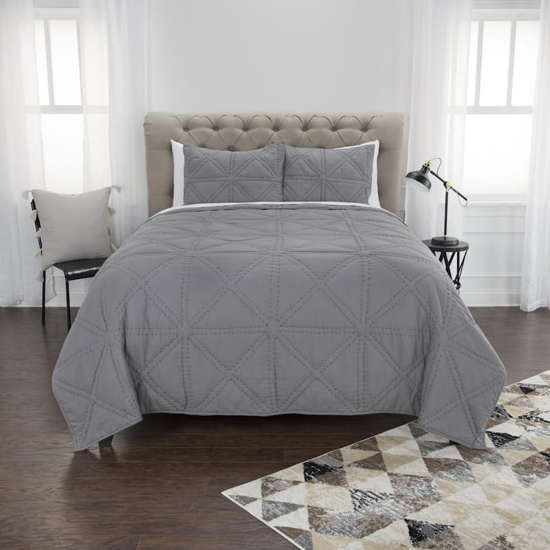 Maddux Place Simpson Grey Hand Quilted Cotton 3 Piece Quilt Set - King-size - Grey - King - 3 Piece