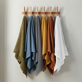 Linery & Co. Cotton Diamond Waffle Texture Bath Towels.