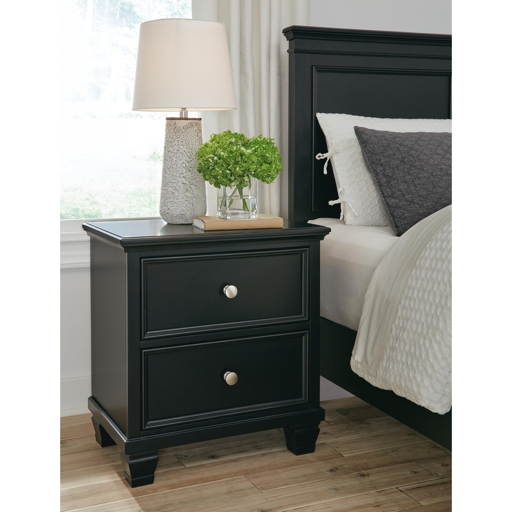 Signature Design by Ashley Lanolee Black 2 Drawer Nightstand