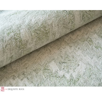 The Met X Exquisite Rugs Bargello Light Green Area Rug