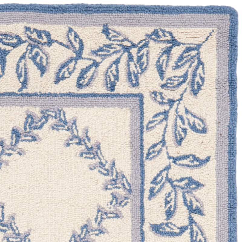SAFAVIEH Handmade Chelsea Kimber Trellis French Country Wool Rug